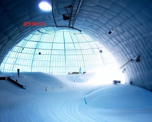 室内气膜滑雪场