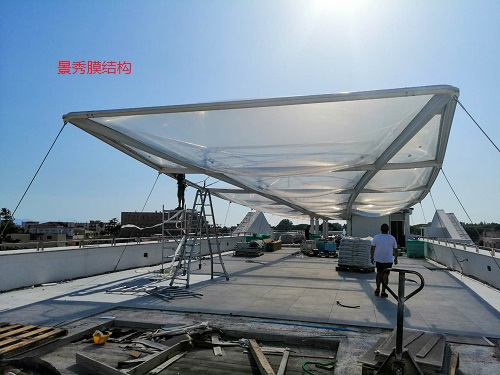 天桥单层ETFE膜结构