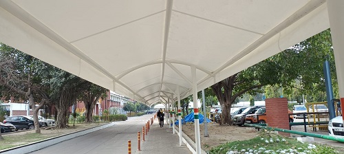 人行道膜结构雨棚